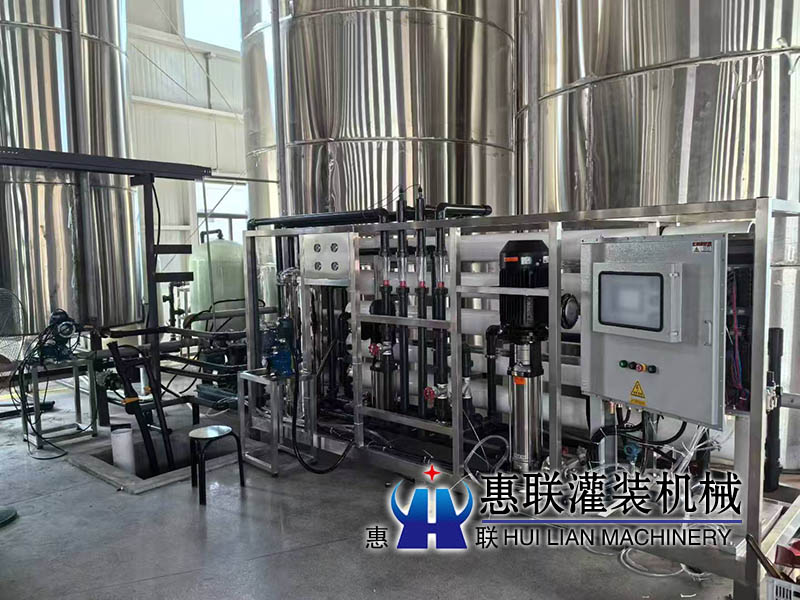 臨汾水處理設備安裝調試現場